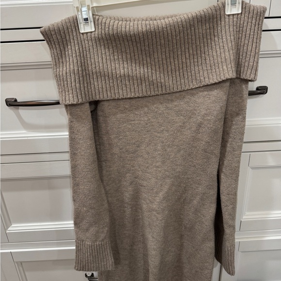 Hollister Tan Off-Shoulder Mini Dress - Picture 2 of 3